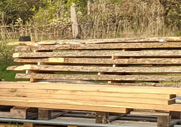 rough-sawn-hardwood-lumber